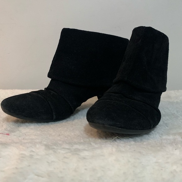 Browns Suede Booties - Picture 3 of 9